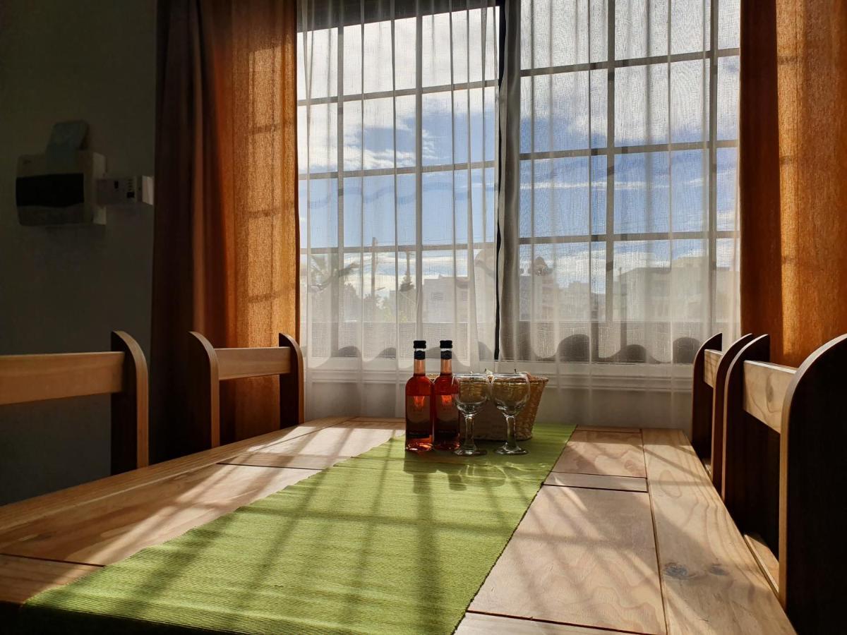 Tina'S Cozy Studio Polis Bagian luar foto